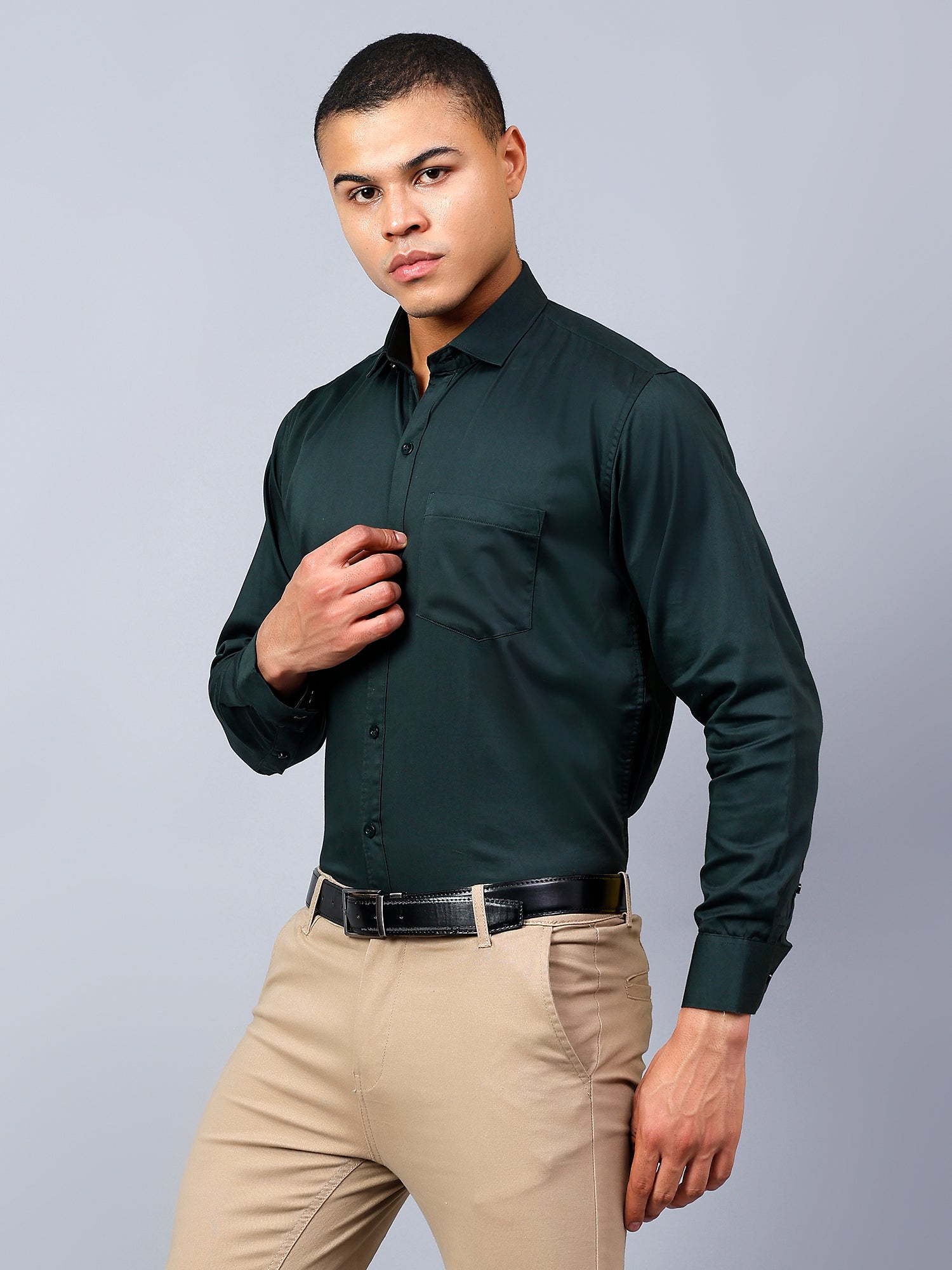 Bottle Green Regular Fit Pure Cotton Solid Shirt for Men