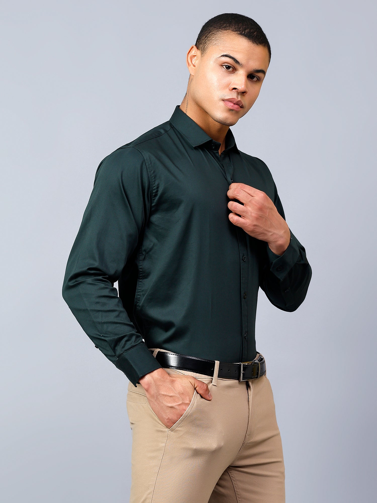 Bottle Green Regular Fit Pure Cotton Solid Shirt for Men